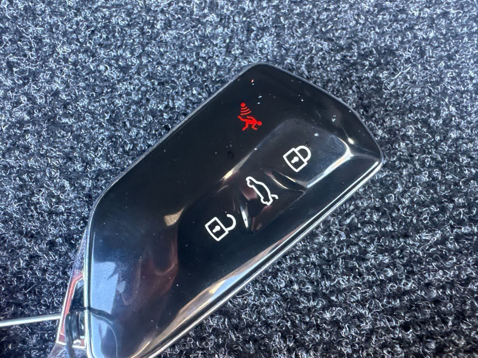 Thumbnail: 2023 Volkswagen Golf - 20