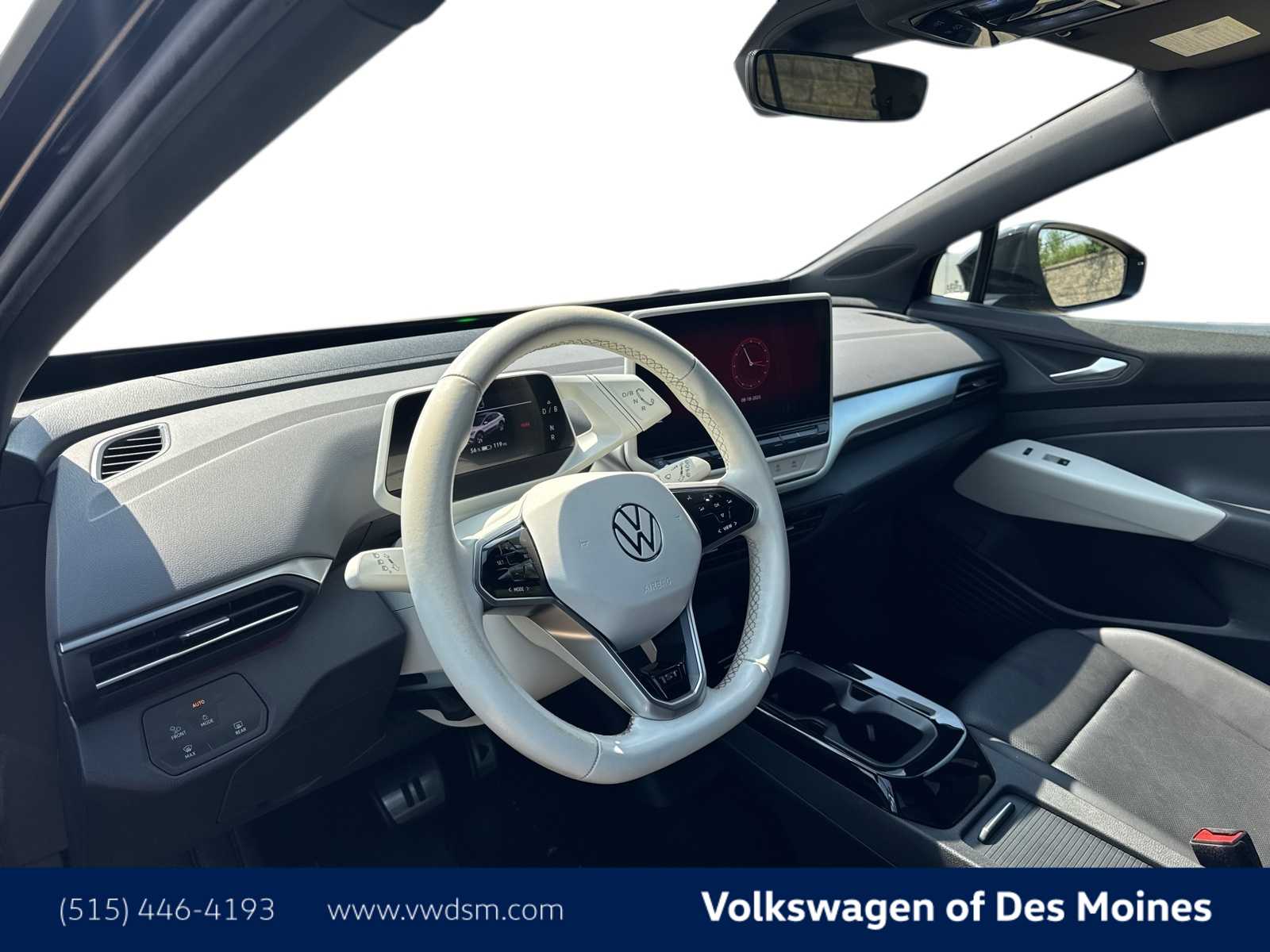 Thumbnail: 2021 Volkswagen ID.4 - 2