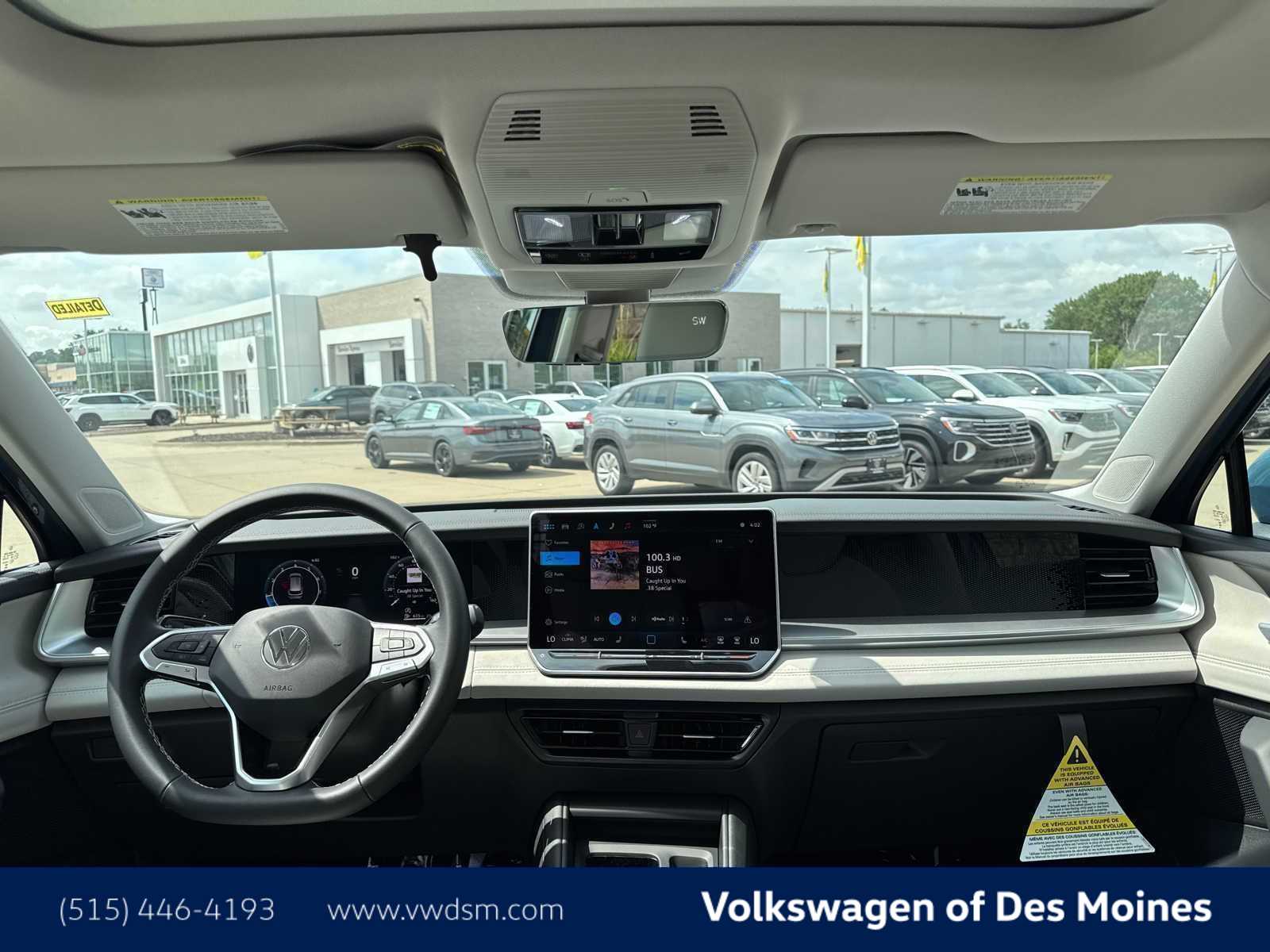 Thumbnail: 2025 Volkswagen Tiguan - 10