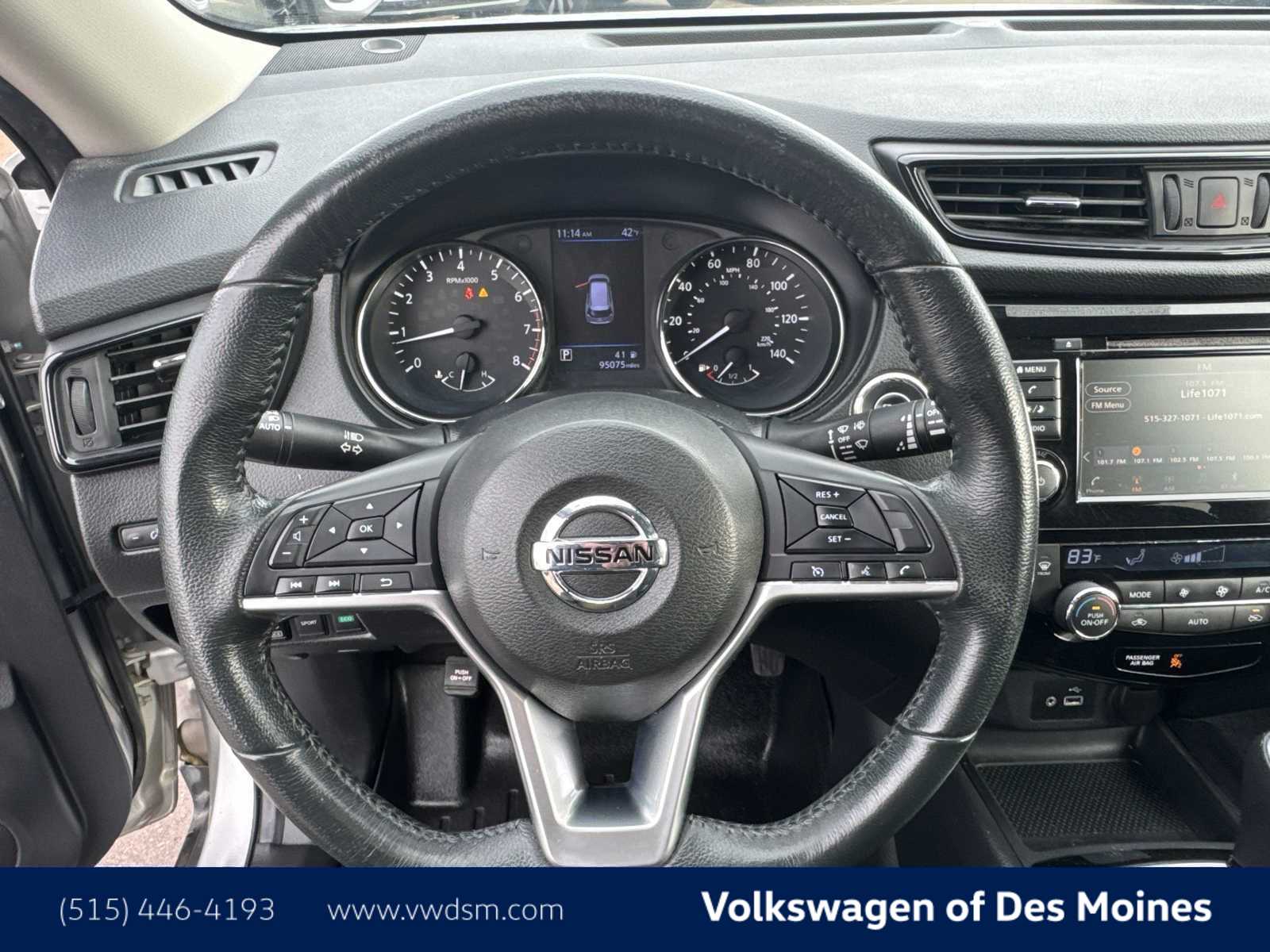 Thumbnail: 2018 Nissan Rogue - 14