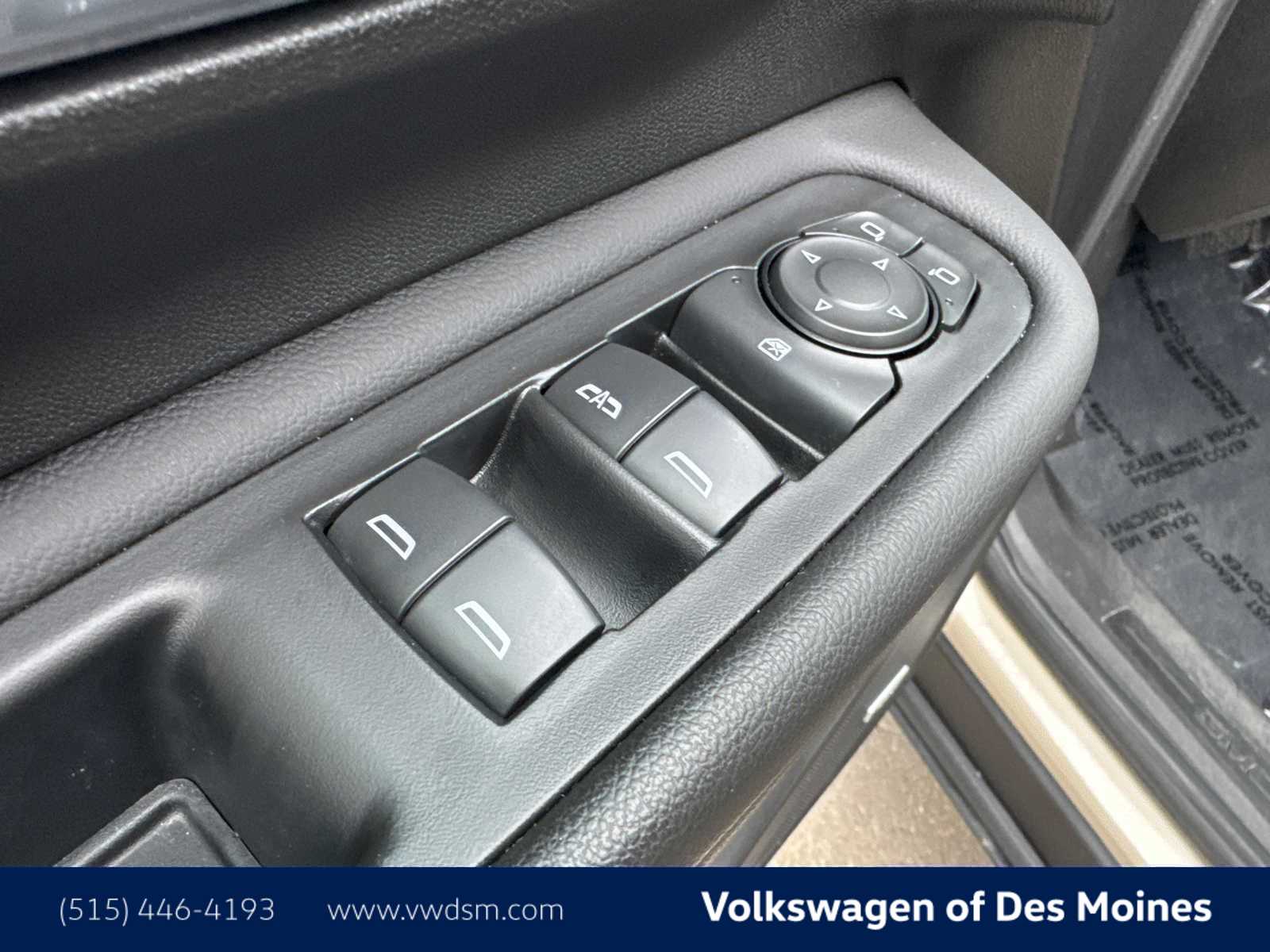 Thumbnail: 2022 GMC Terrain - 23