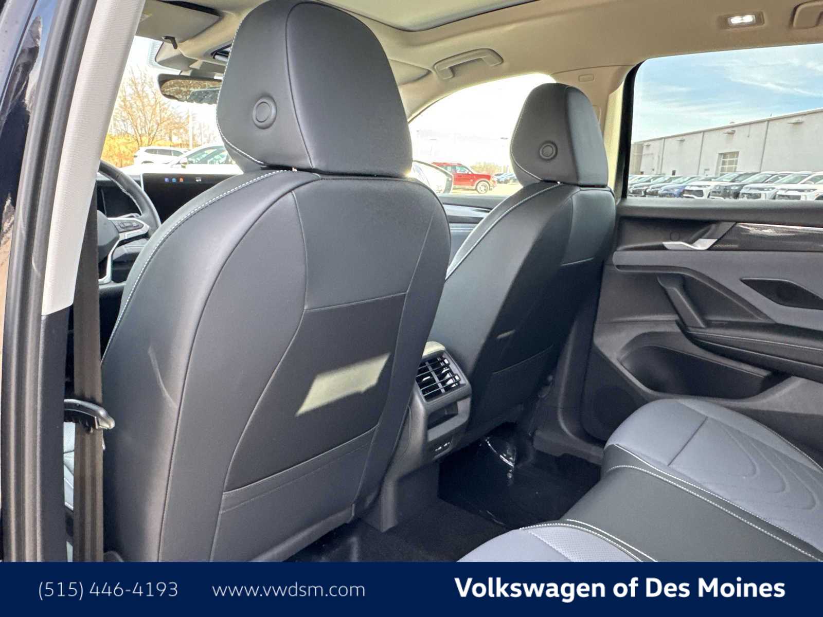 Thumbnail: 2026 Volkswagen Tiguan - 13