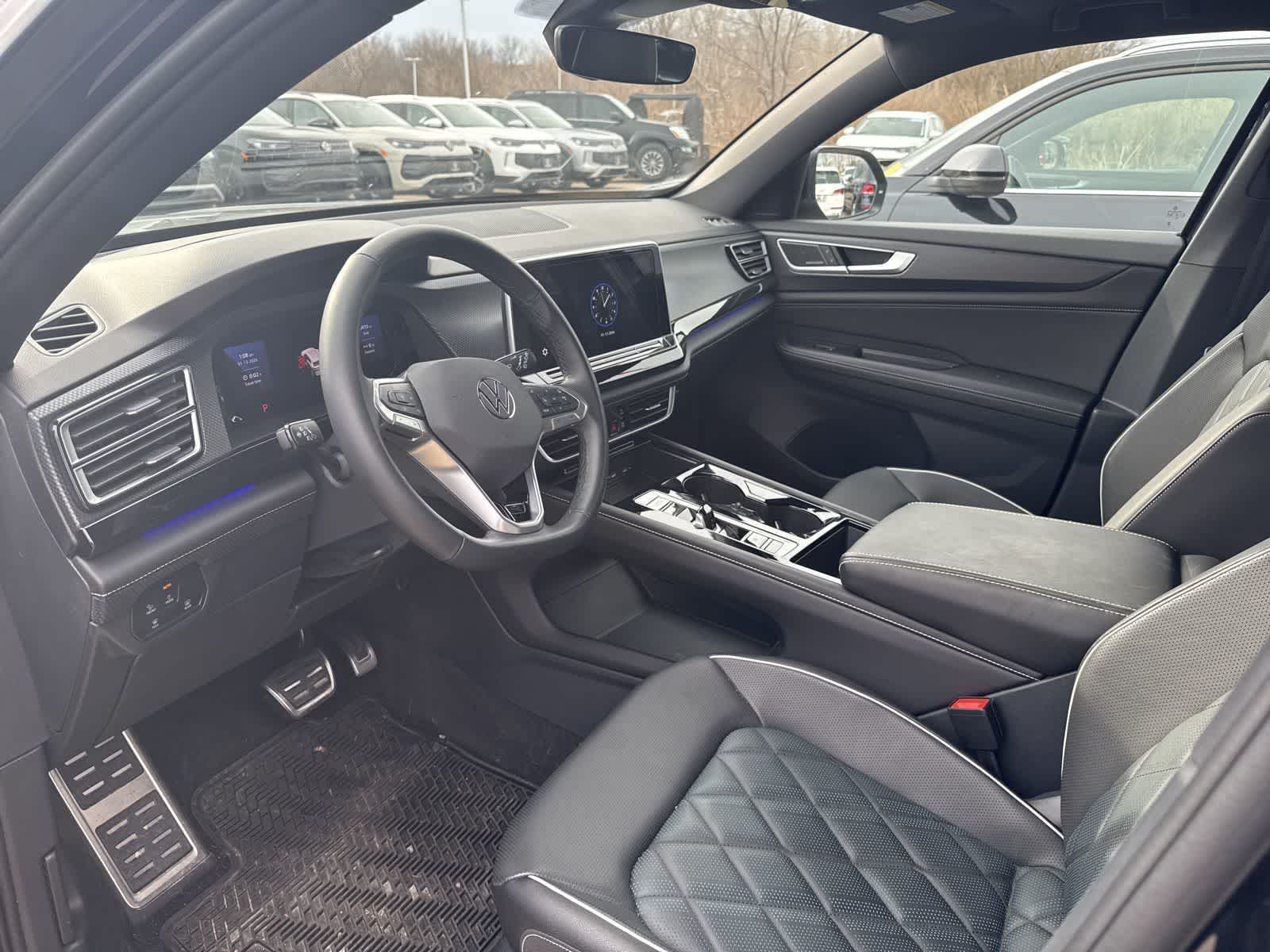 Thumbnail: 2025 Volkswagen Atlas - 3