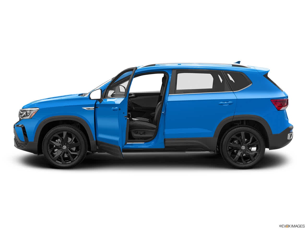 Thumbnail: 2022 Volkswagen Taos - 4
