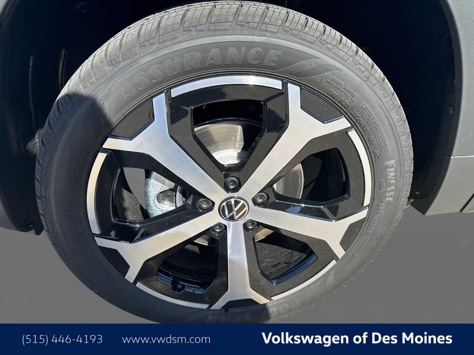 Thumbnail: 2025 Volkswagen Taos - 7