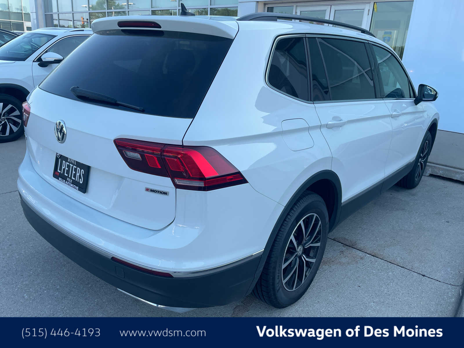 Thumbnail: 2021 Volkswagen Tiguan - 3
