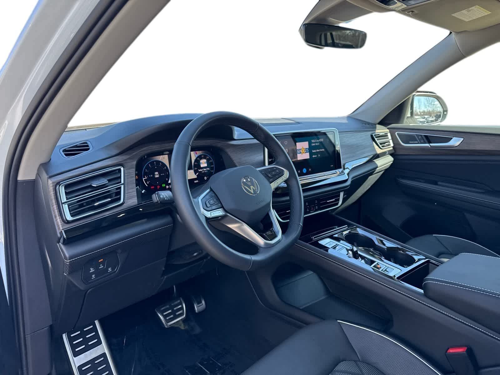 Thumbnail: 2025 Volkswagen Atlas - 2