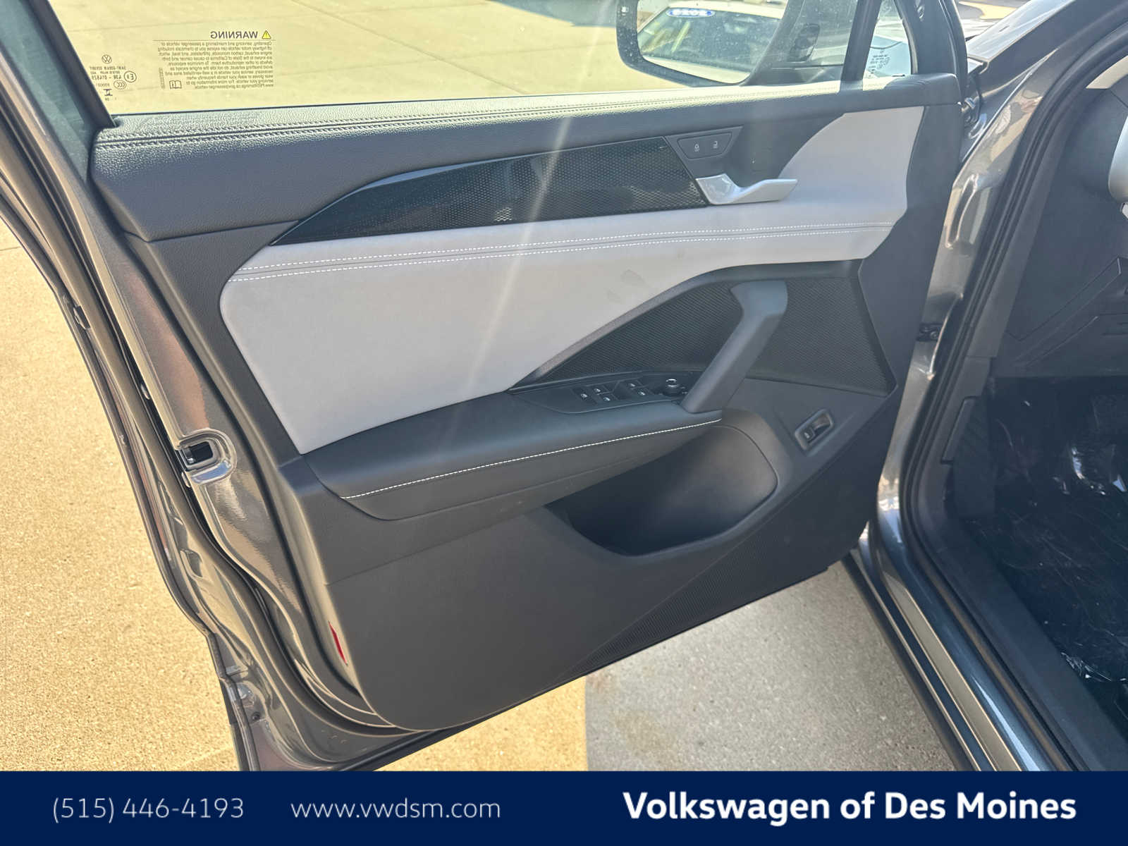 Thumbnail: 2025 Volkswagen Tiguan - 22