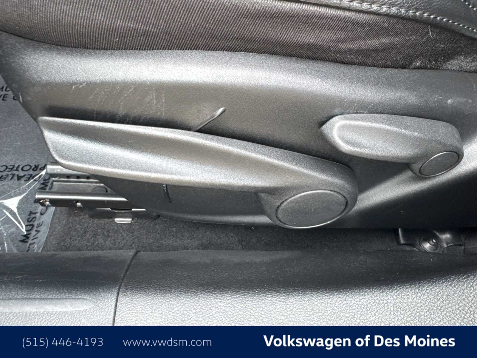 Thumbnail: 2023 Jeep Compass - 24