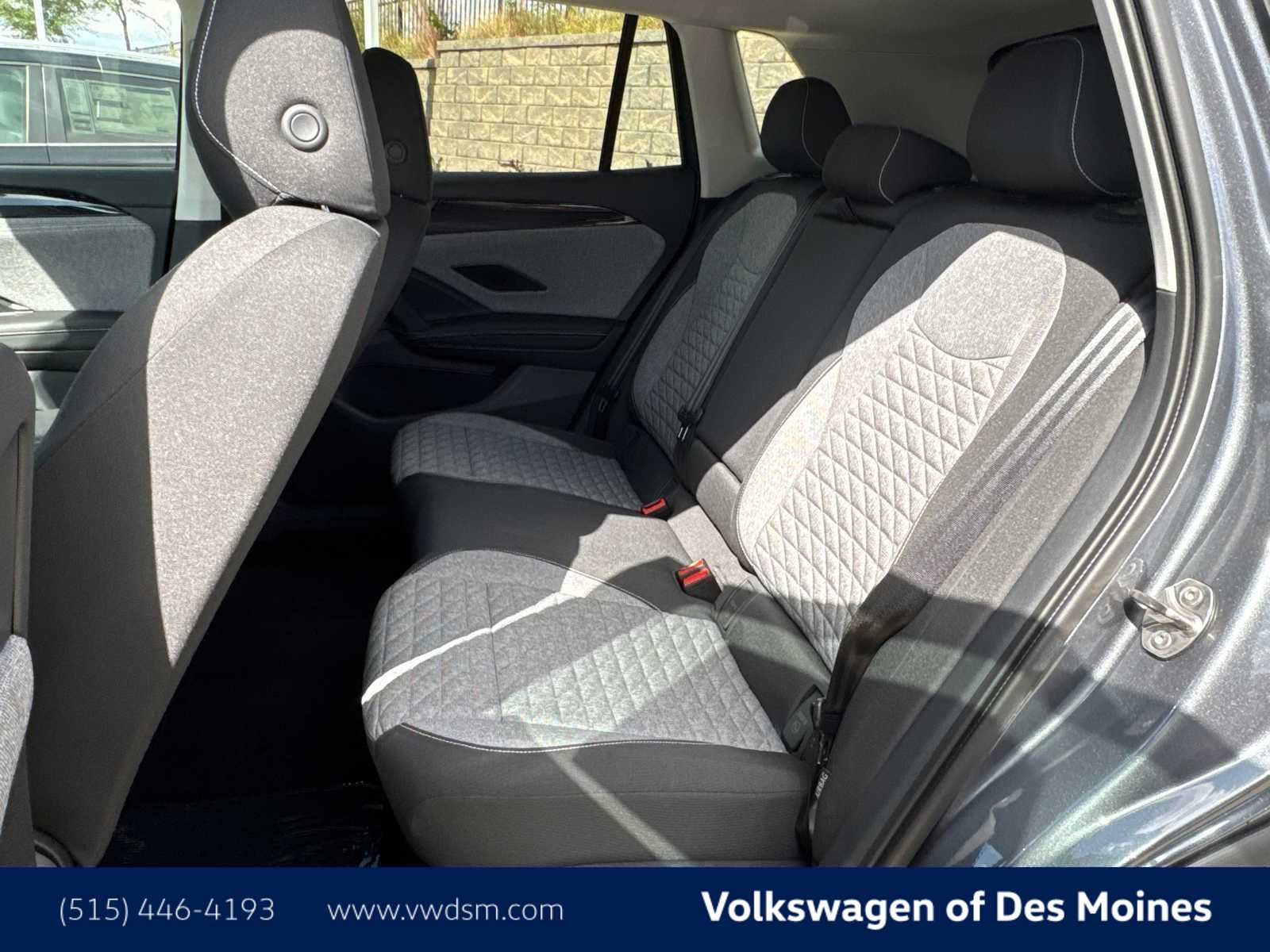 Thumbnail: 2025 Volkswagen Tiguan - 11