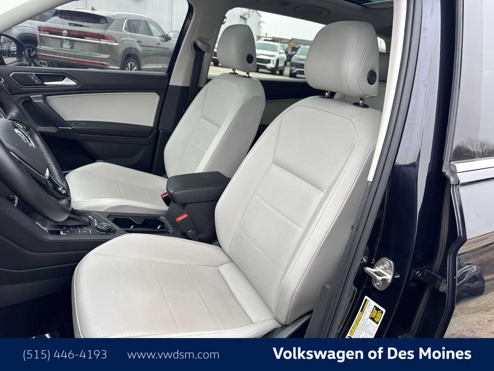 Thumbnail: 2018 Volkswagen Tiguan - 11