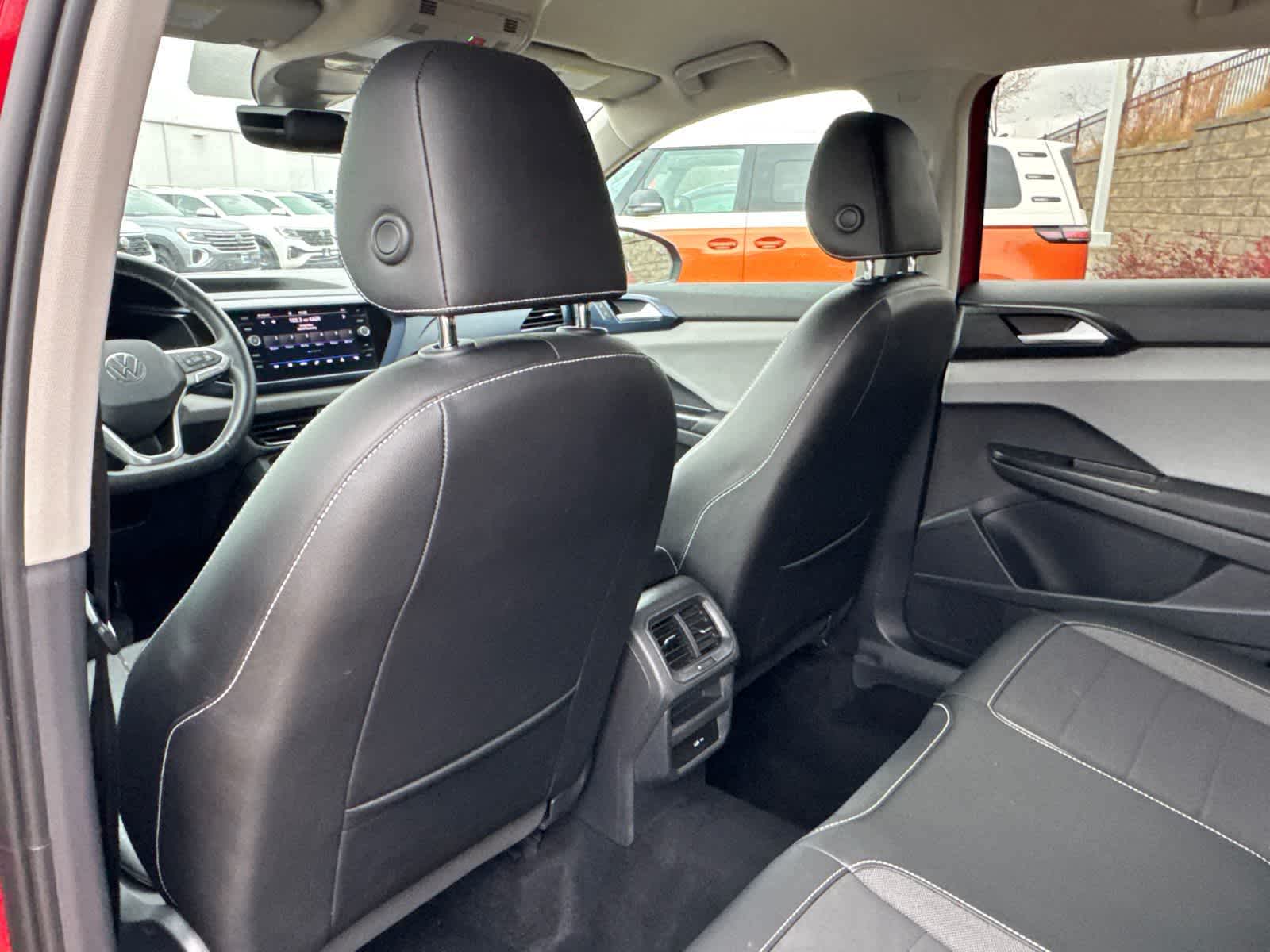 Thumbnail: 2022 Volkswagen Taos - 13