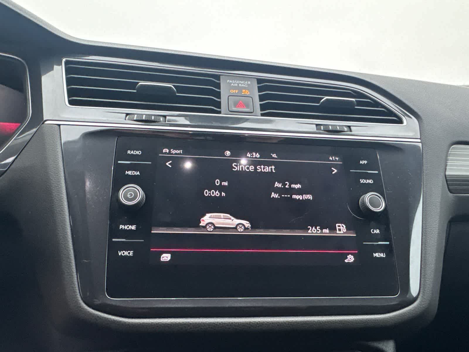 Thumbnail: 2024 Volkswagen Tiguan - 17