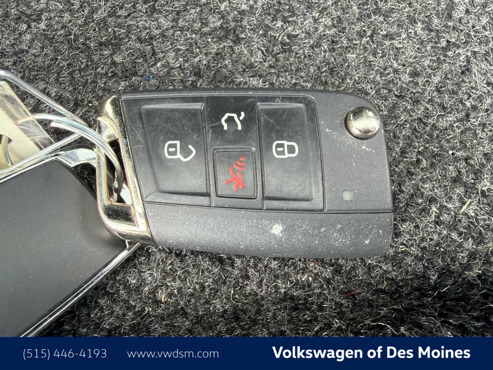 Thumbnail: 2021 Volkswagen Tiguan - 20