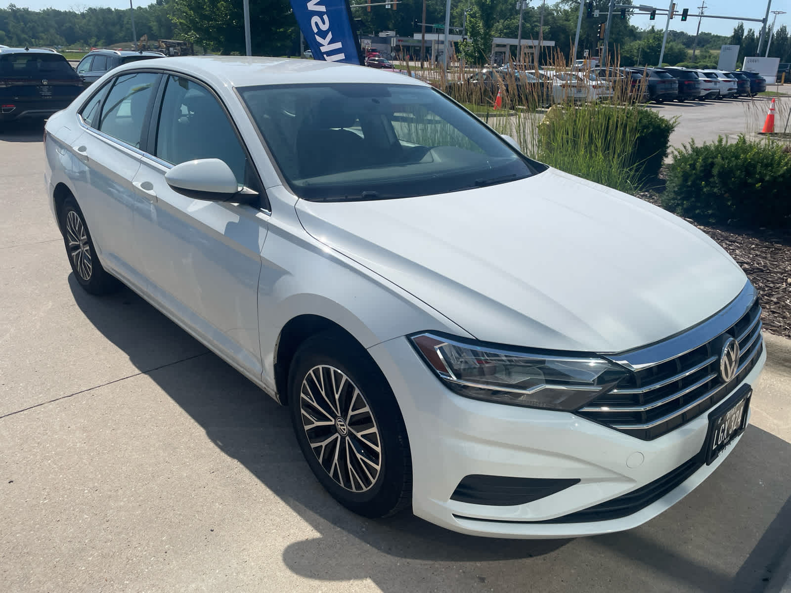 Thumbnail: 2021 Volkswagen Jetta - 2