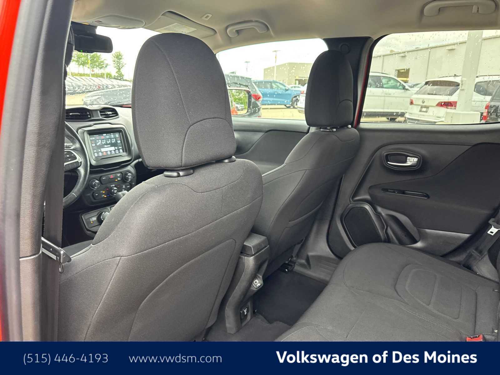 Thumbnail: 2021 Jeep Renegade - 13