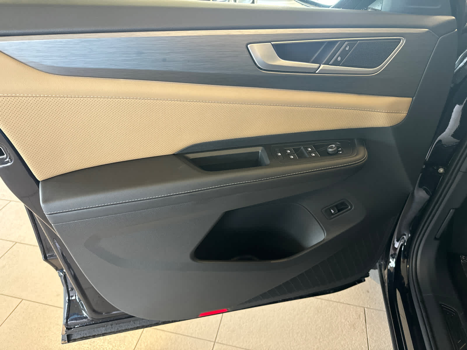 Thumbnail: 2025 Volkswagen Atlas - 22