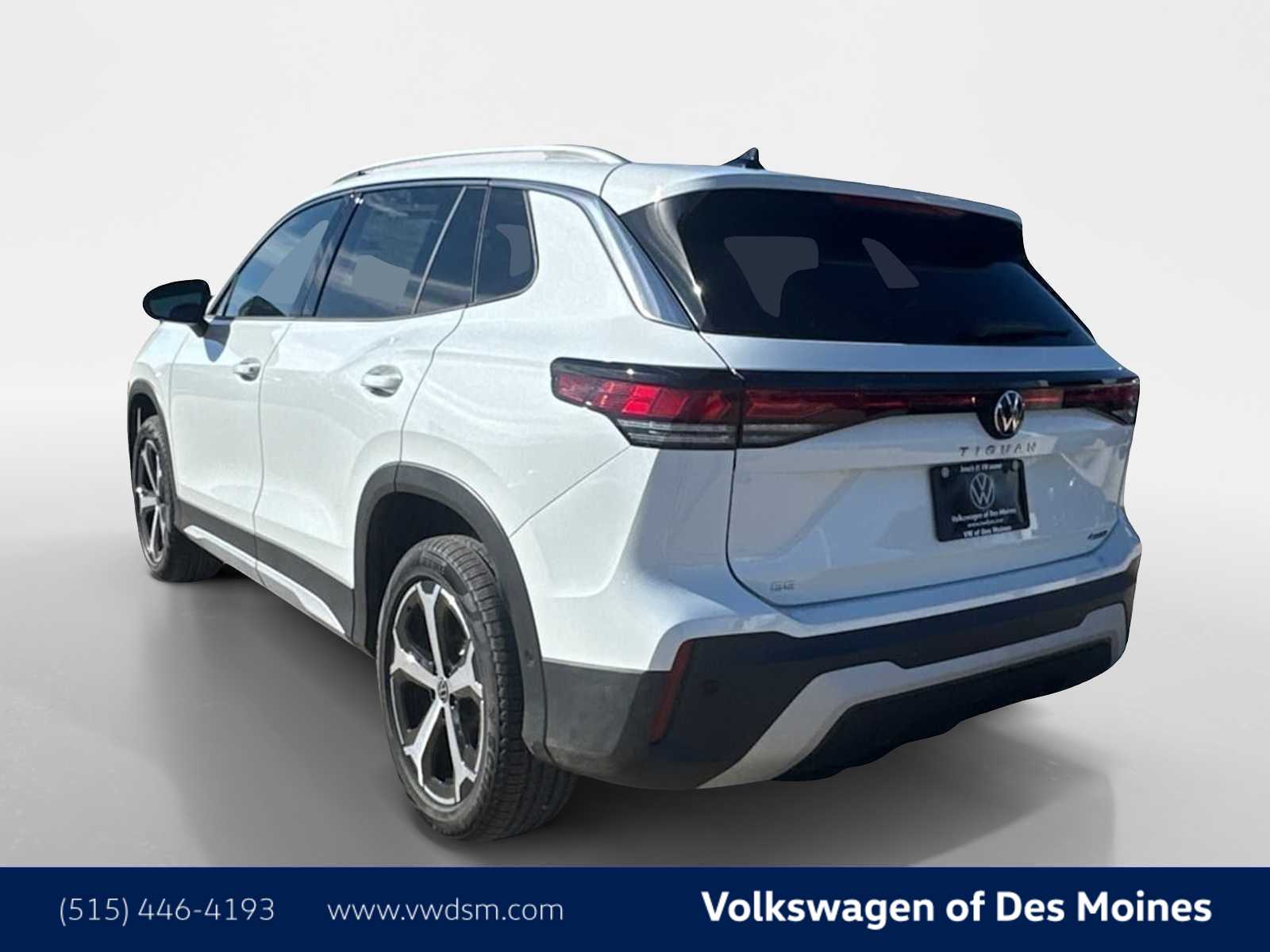 Thumbnail: 2026 Volkswagen Tiguan - 4