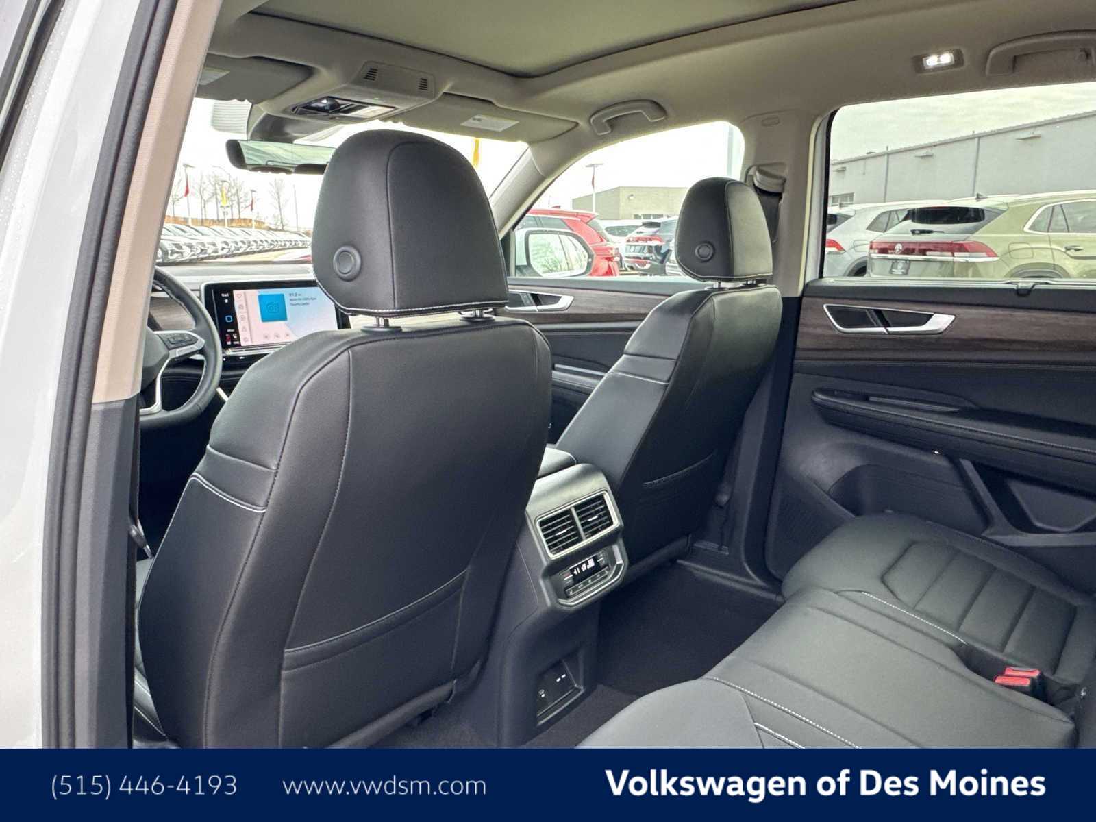 Thumbnail: 2026 Volkswagen Atlas - 13