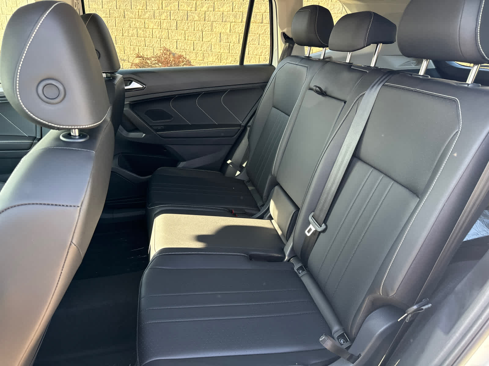 Thumbnail: 2024 Volkswagen Tiguan - 12