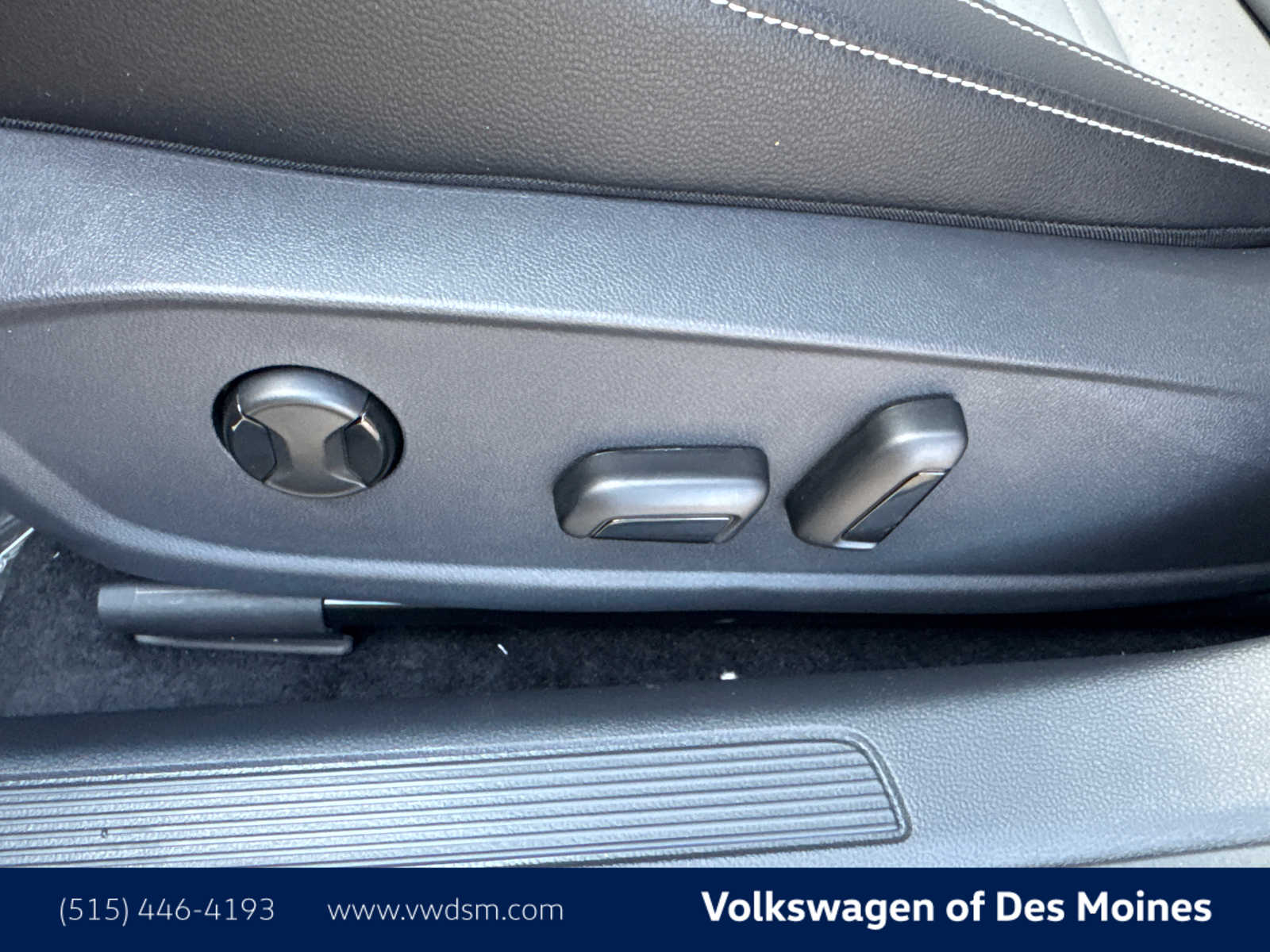 Thumbnail: 2025 Volkswagen Jetta - 24