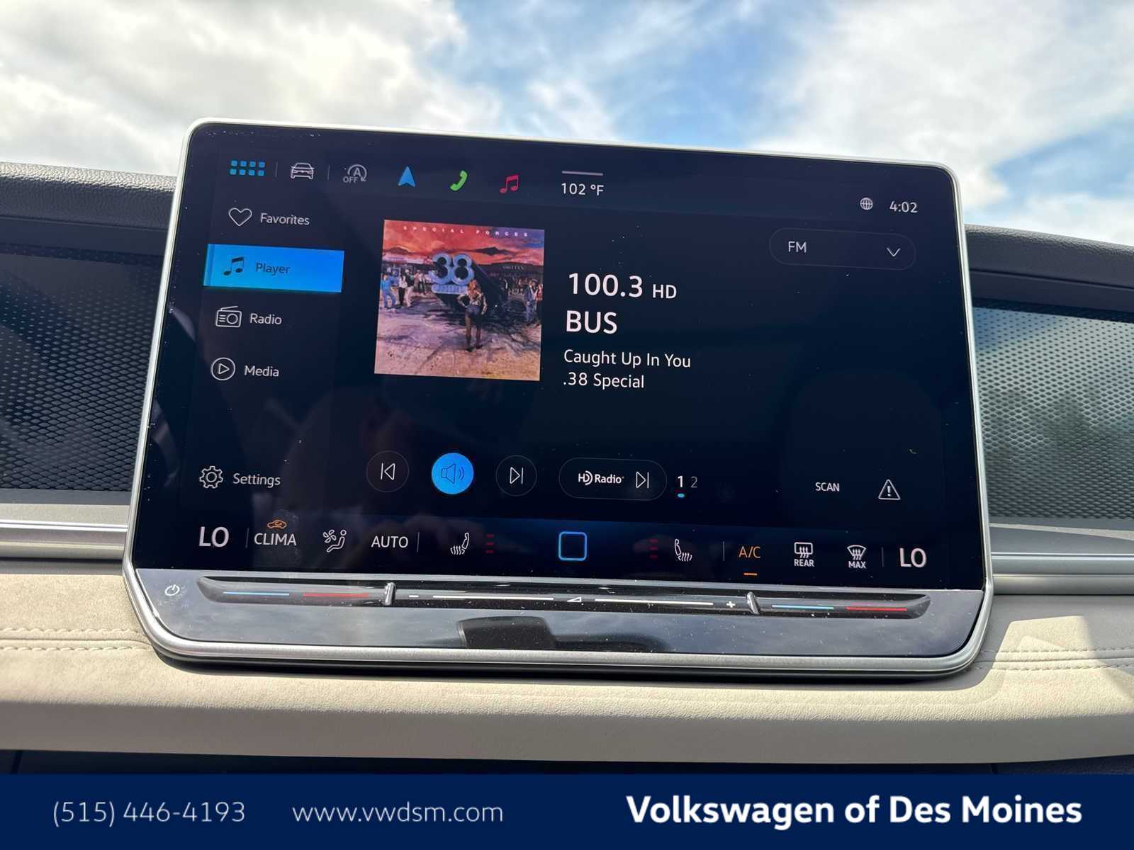 Thumbnail: 2025 Volkswagen Tiguan - 17