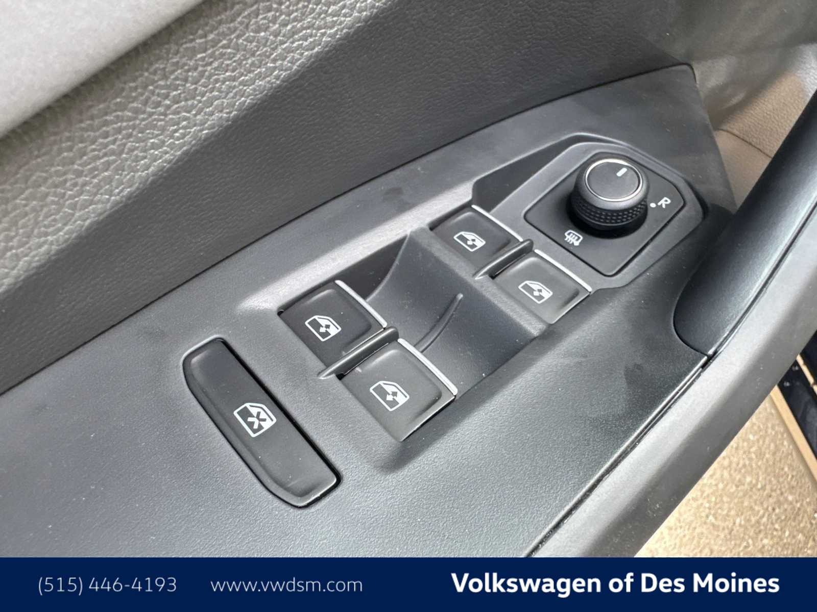 Thumbnail: 2025 Volkswagen Jetta - 23