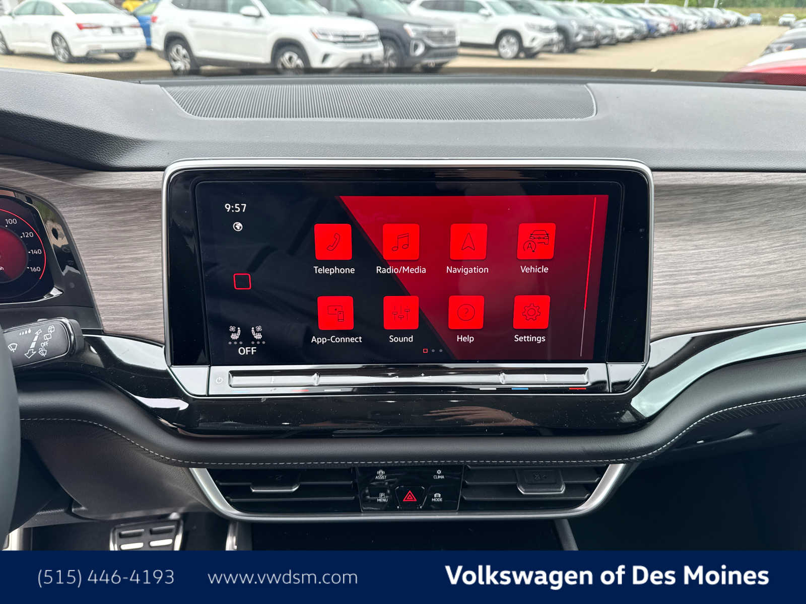 2025 Volkswagen Atlas SEL 18