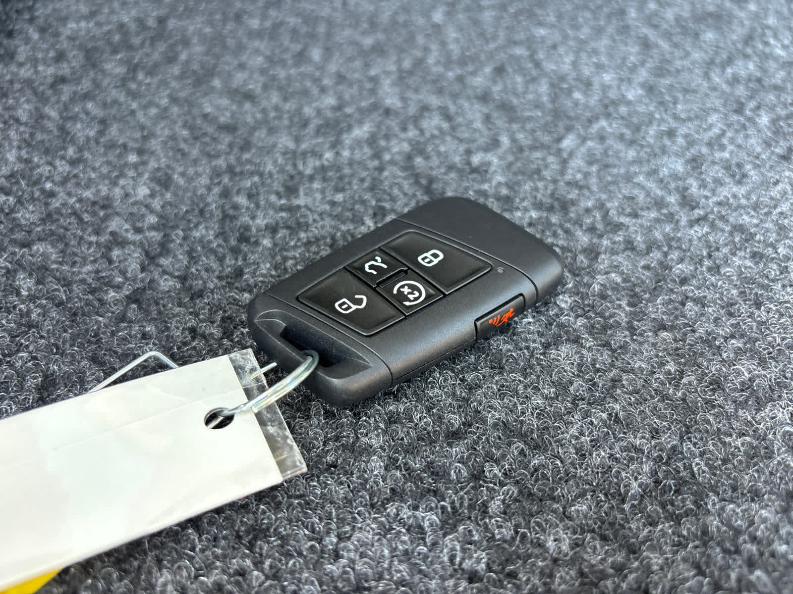 Thumbnail: 2024 Volkswagen Tiguan - 20