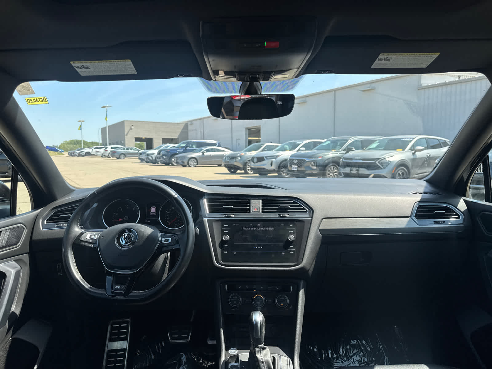 Thumbnail: 2021 Volkswagen Tiguan - 10
