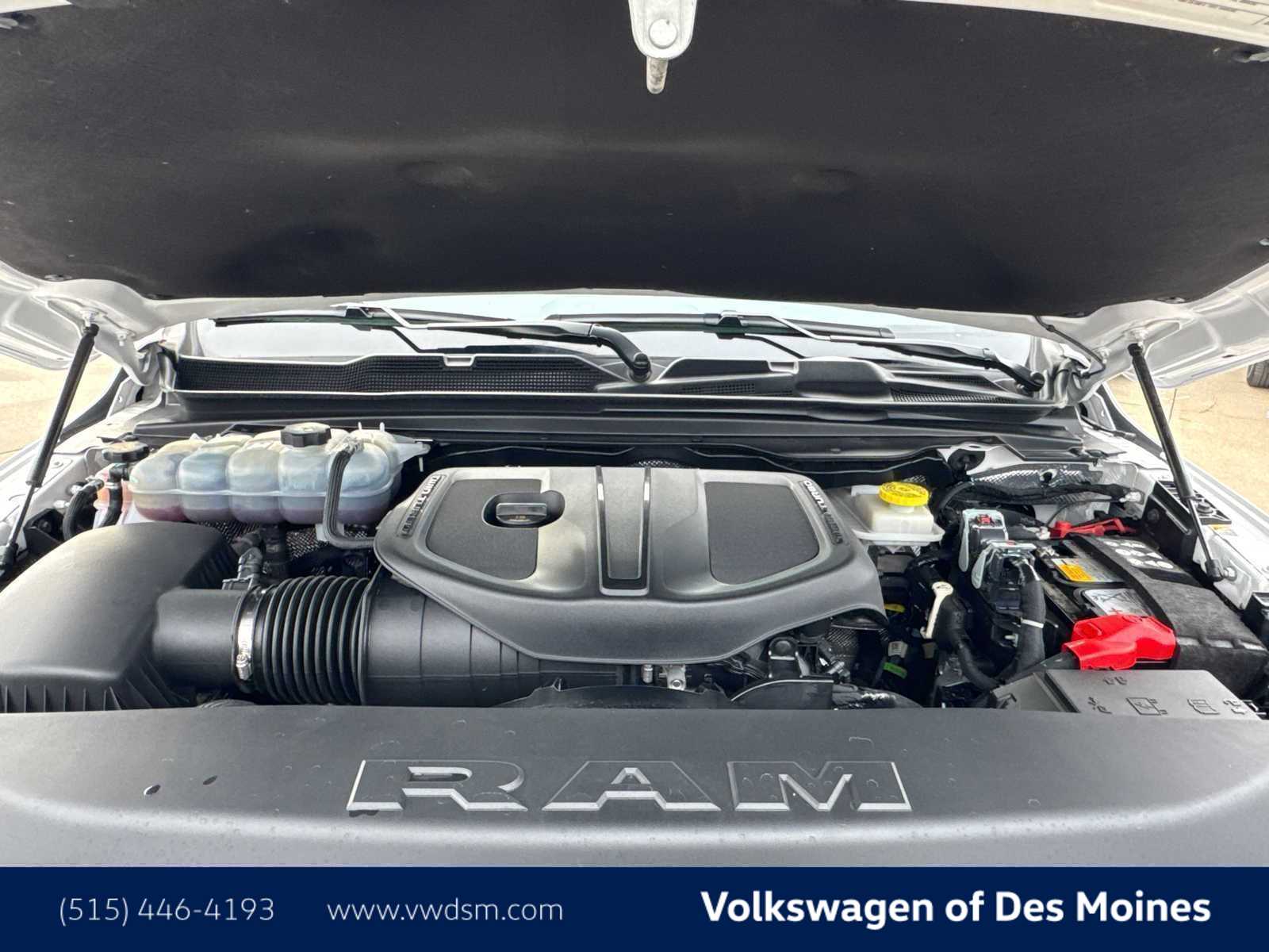 Thumbnail: 2025 RAM 1500 - 9