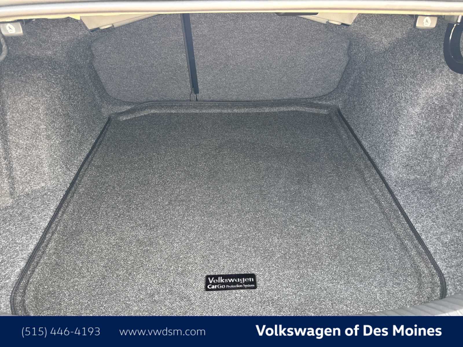 Thumbnail: 2025 Volkswagen Jetta - 19