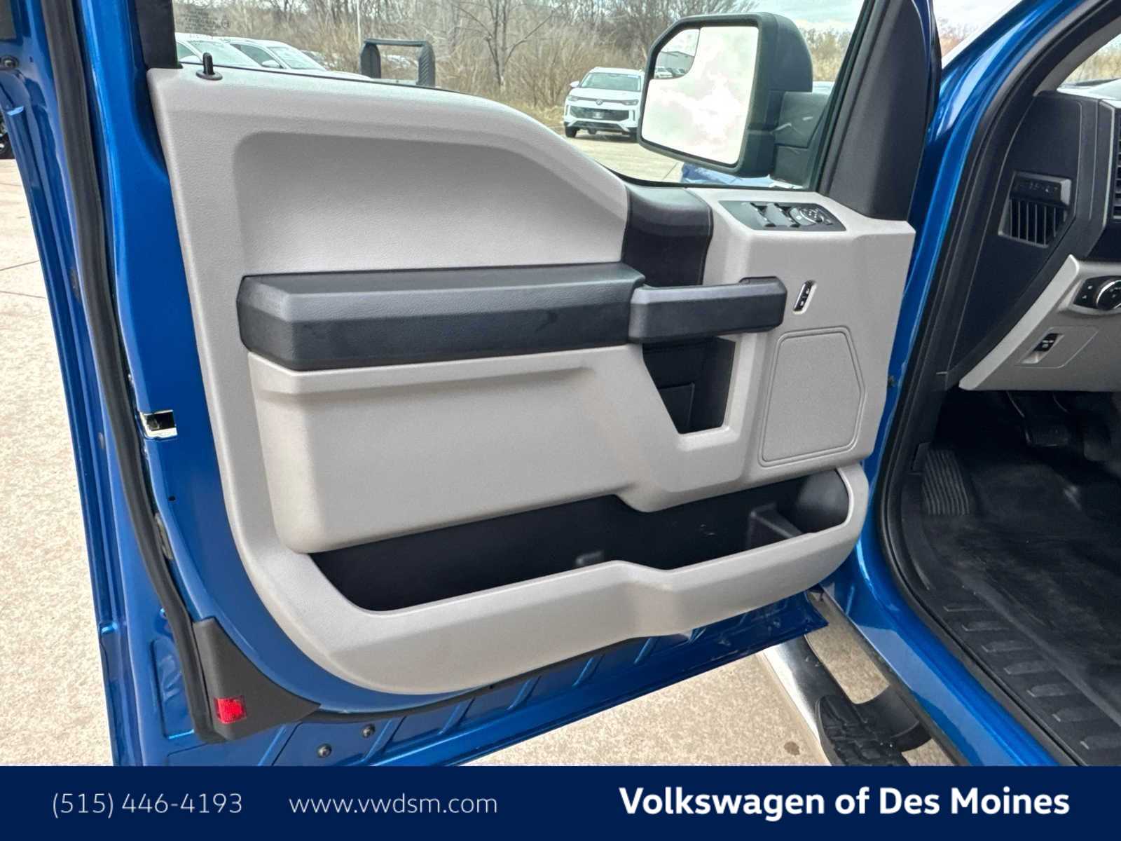 Thumbnail: 2017 Ford F-150 - 21