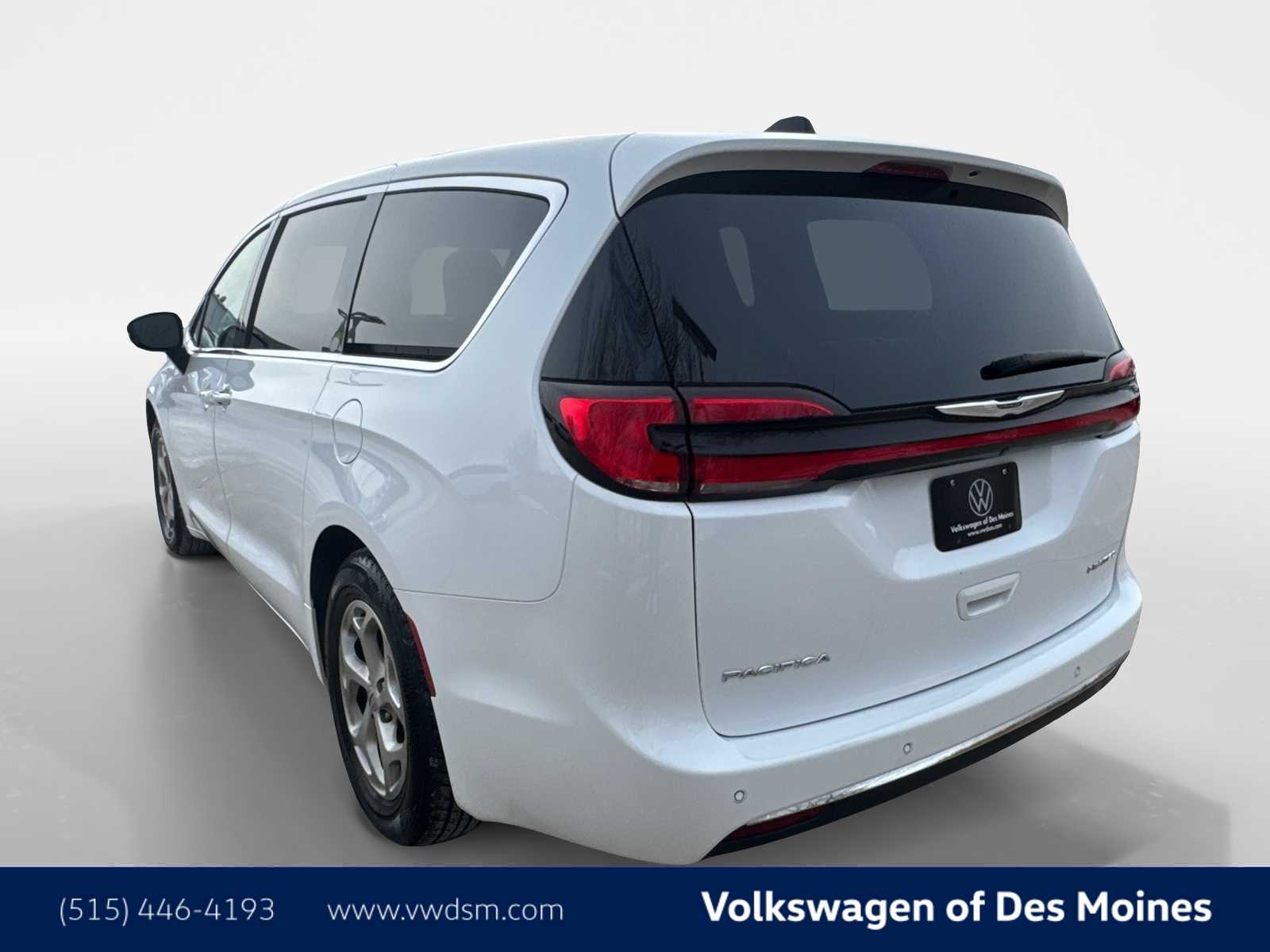 Thumbnail: 2024 Chrysler Pacifica - 4