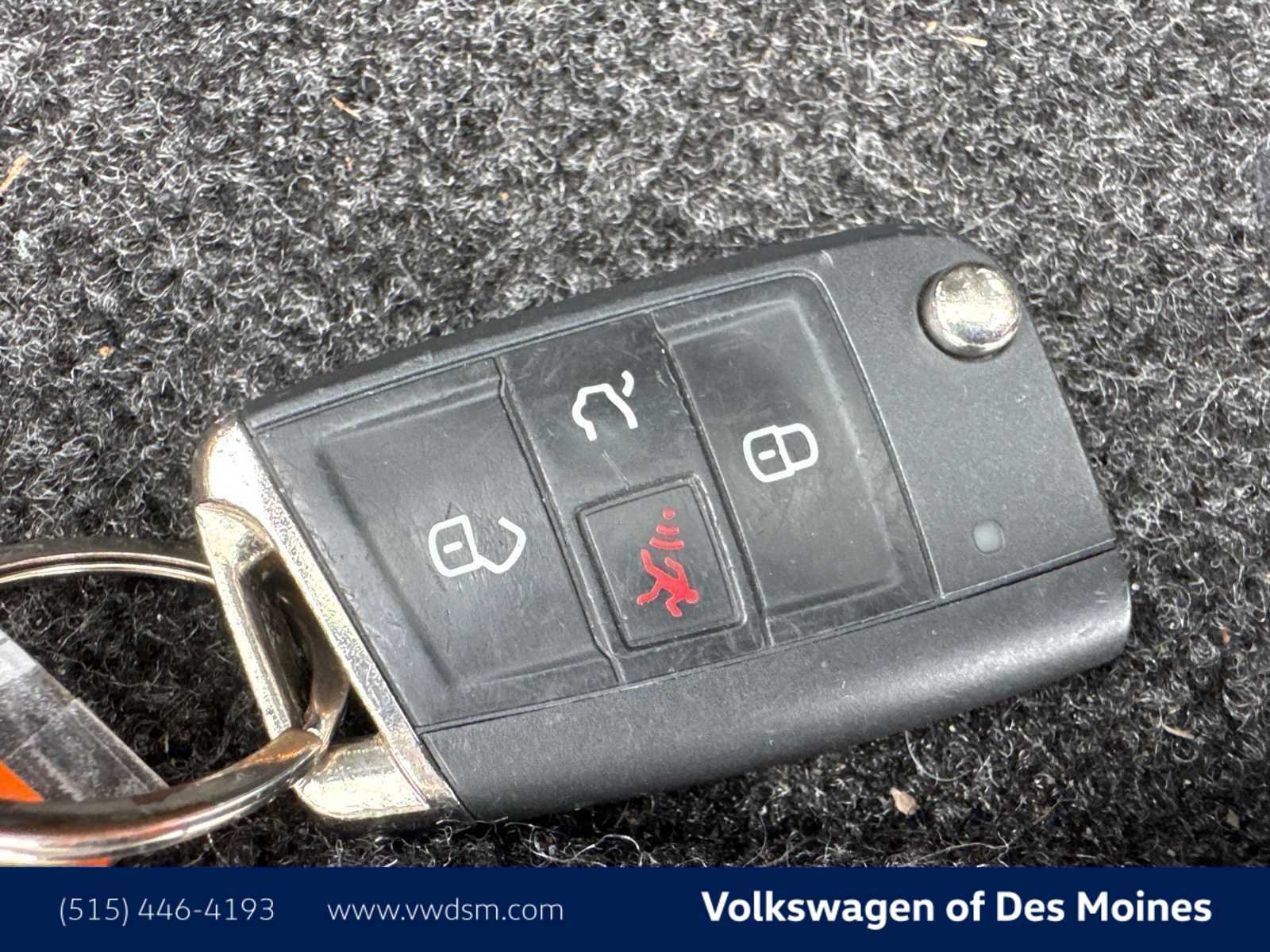 Thumbnail: 2021 Volkswagen Tiguan - 20