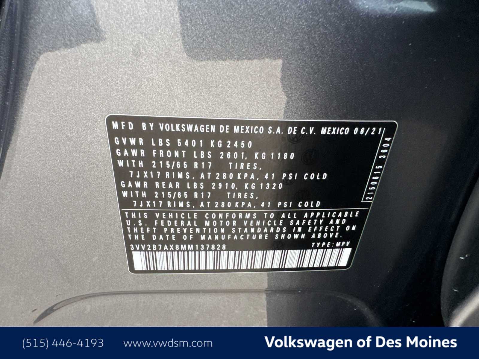 Thumbnail: 2021 Volkswagen Tiguan - 21