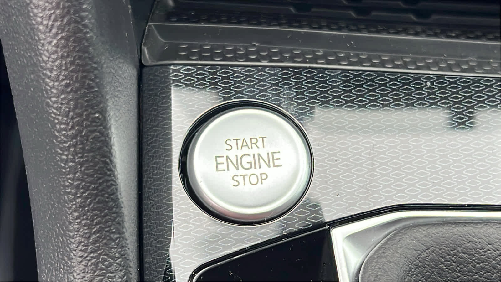 Thumbnail: 2026 Volkswagen Taos - 17