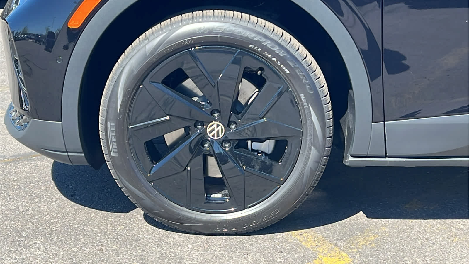 Thumbnail: 2026 Volkswagen ID.4 - 9