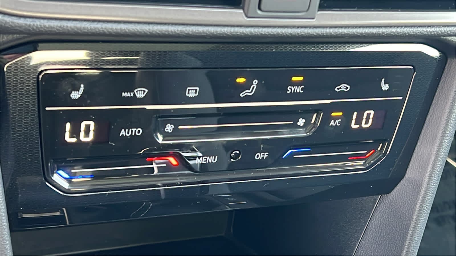 Thumbnail: 2026 Volkswagen Taos - 14