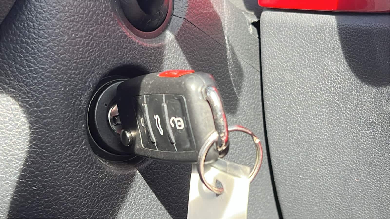 Thumbnail: 2019 Volkswagen Beetle - 17