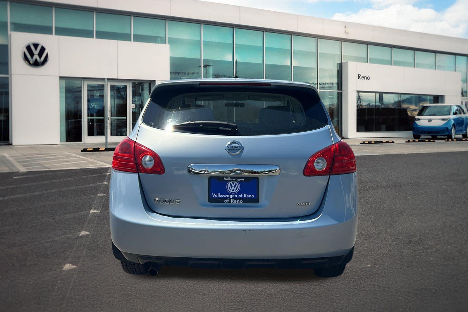 Thumbnail: 2013 Nissan Rogue - 6