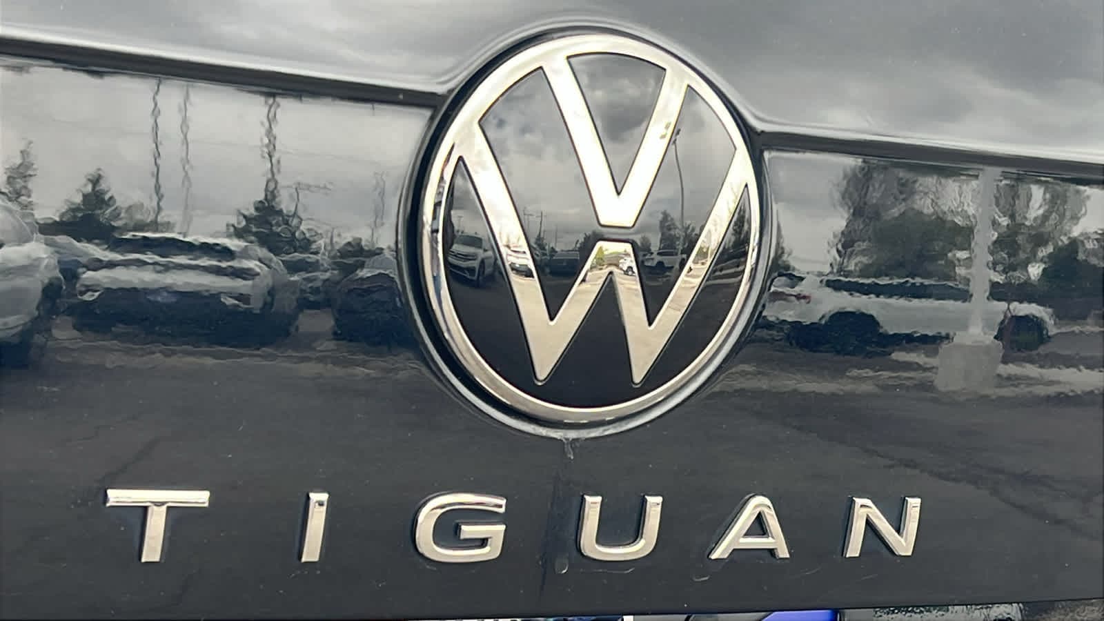Thumbnail: 2022 Volkswagen Tiguan - 28