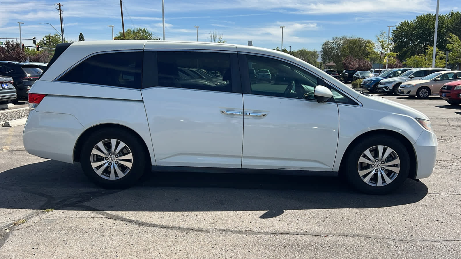 Thumbnail: 2016 Honda Odyssey - 4