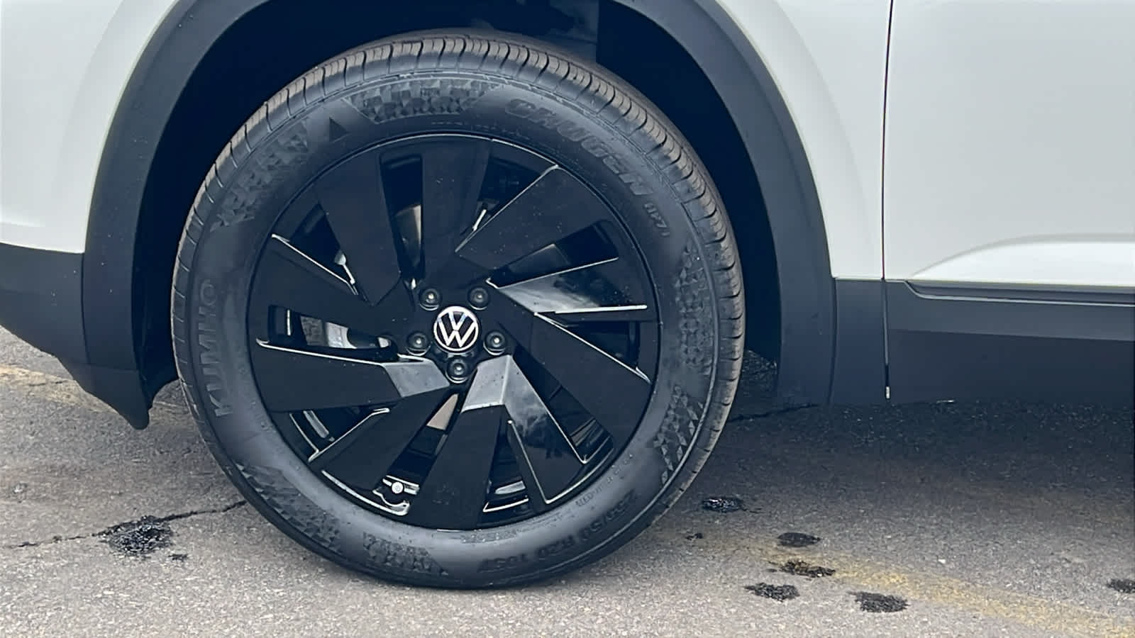 Thumbnail: 2026 Volkswagen Atlas - 9