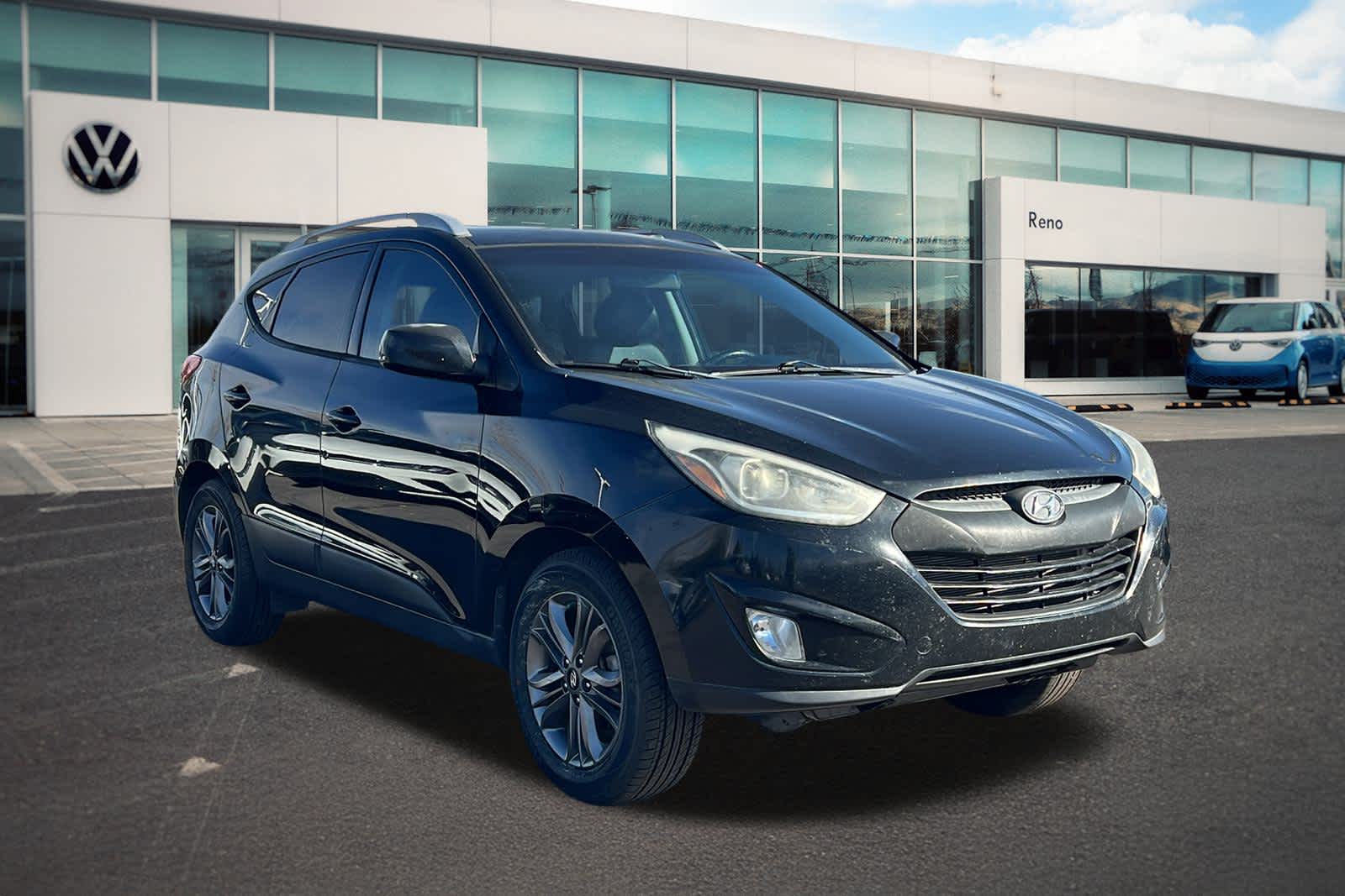 Thumbnail: 2015 Hyundai Tucson - 3