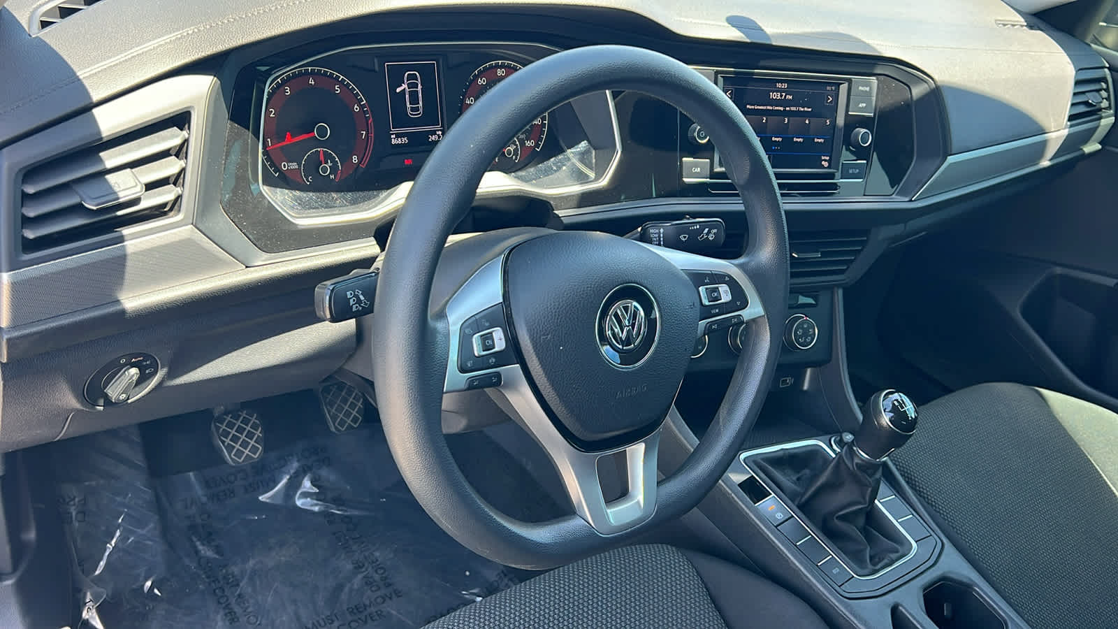 Thumbnail: 2019 Volkswagen Jetta - 10