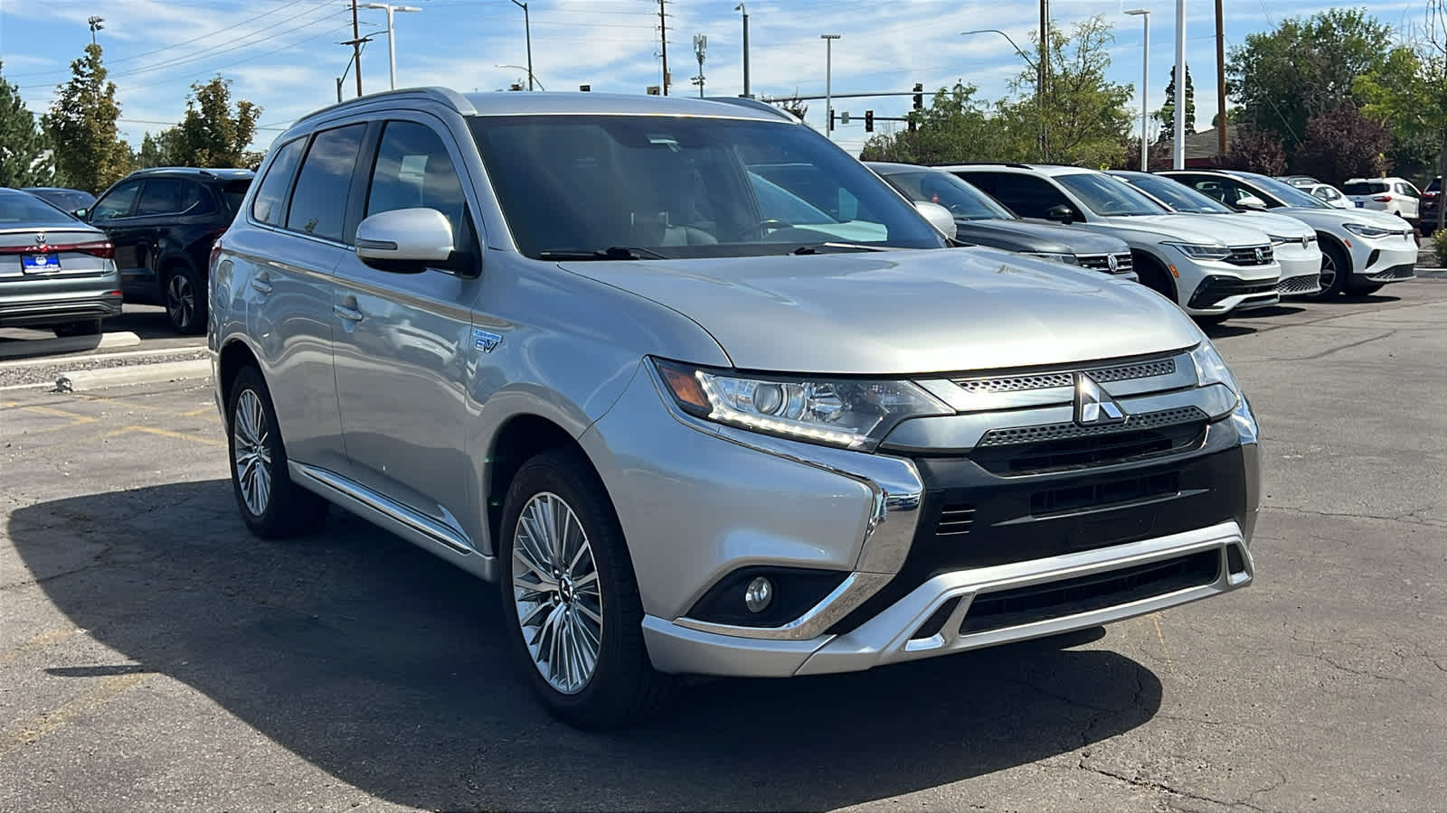 2022 Mitsubishi Outlander PHEV SEL photo 3