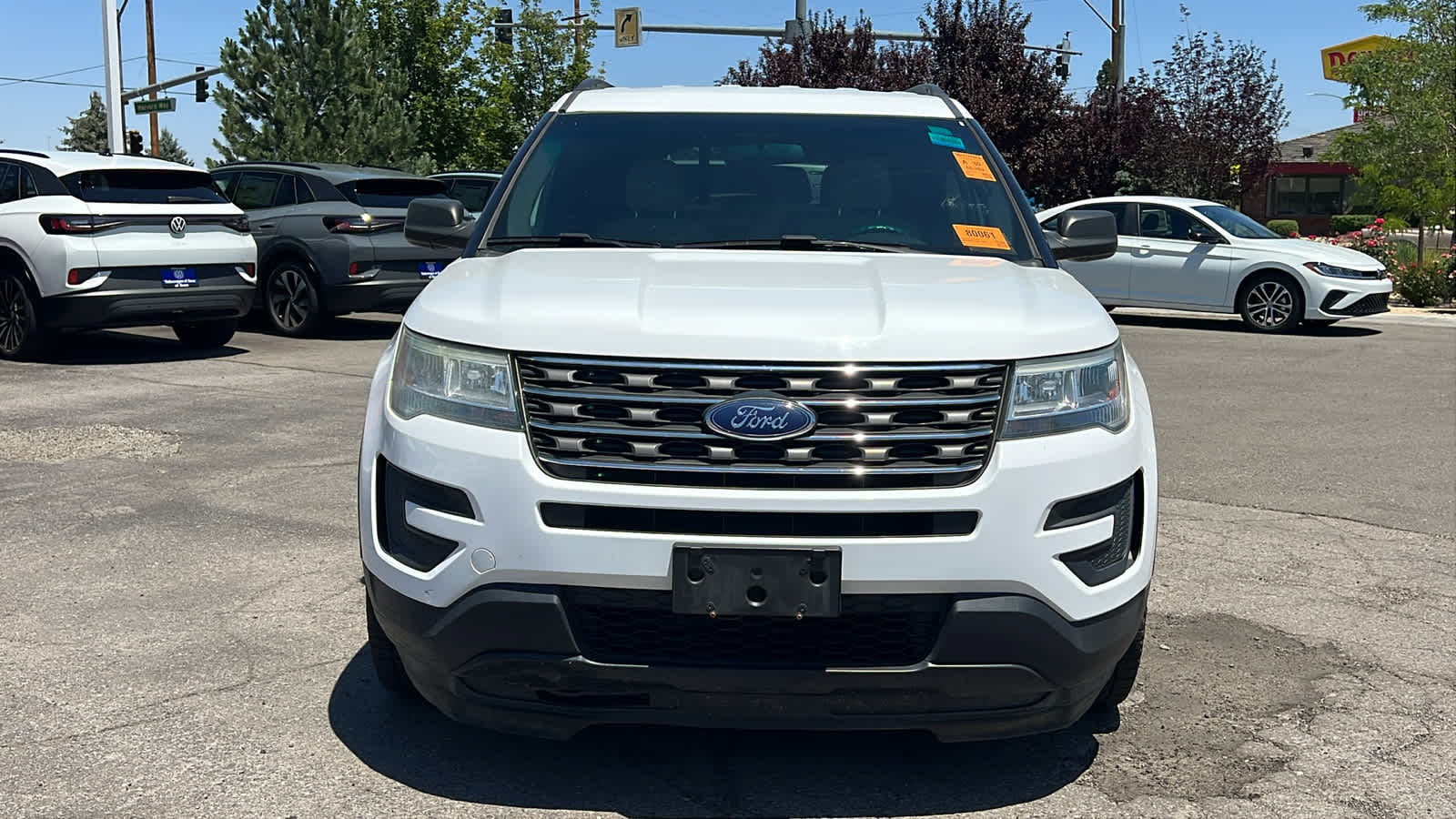 2016 Ford Explorer Base 2
