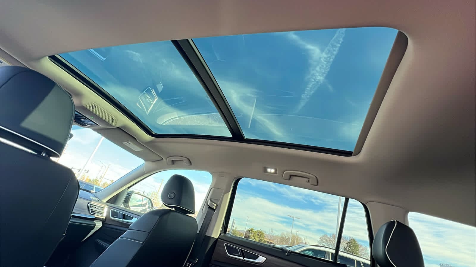 Thumbnail: 2026 Volkswagen Atlas - 32