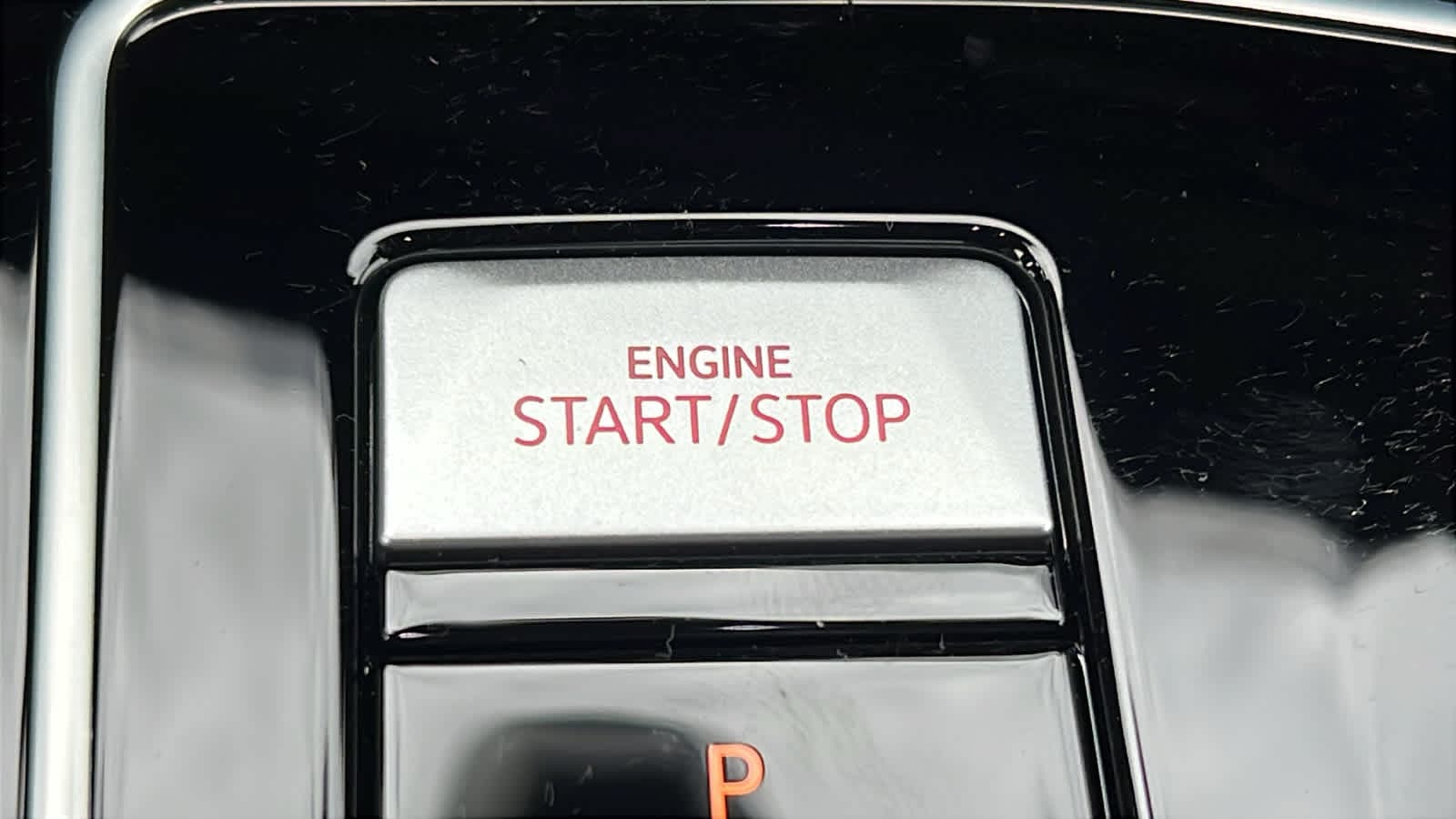 Thumbnail: 2025 Volkswagen Golf - 17